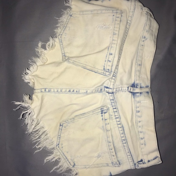 High Rise Shorts - Picture 2 of 3